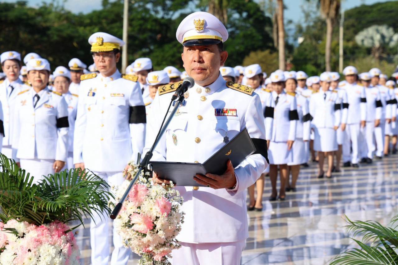 title - สำนักงานการปฏิรูปที่ดินจังหวัดเพชรบูรณ์ ร่วมพิธีวางพวงมาลา เนื่องในวันปิยมหาราช ประจำปี 2569
